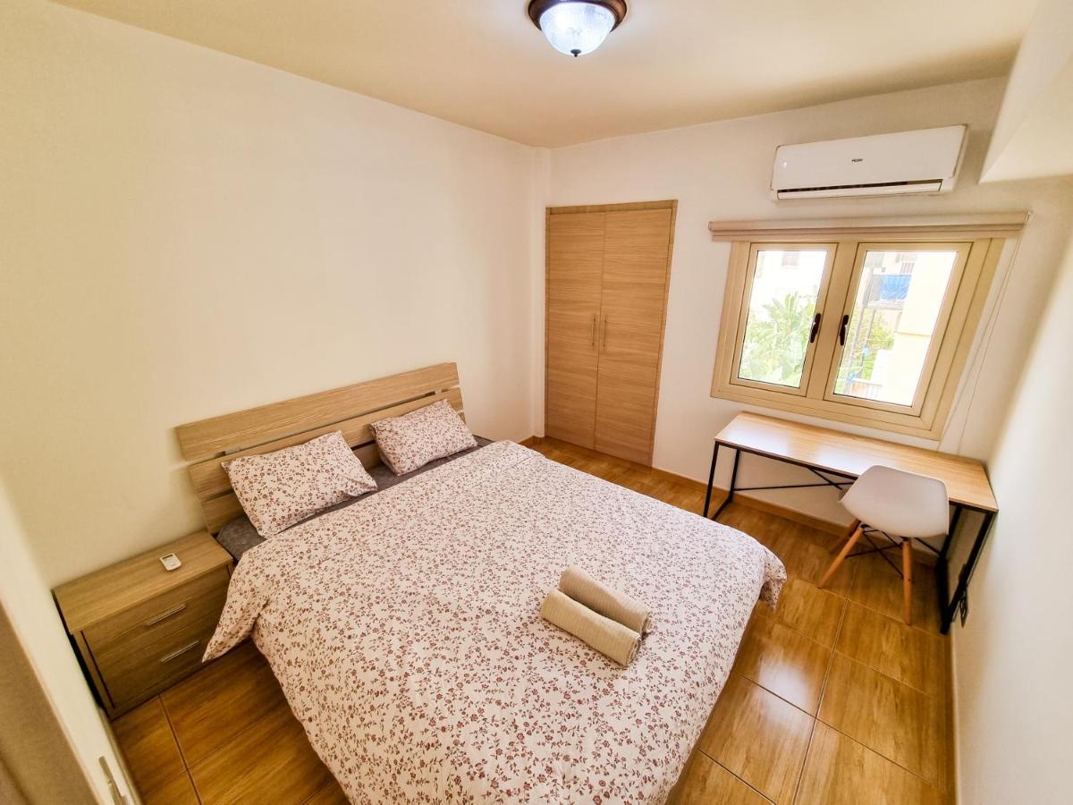 Sunbay City Rooms Larnaca Exterior photo