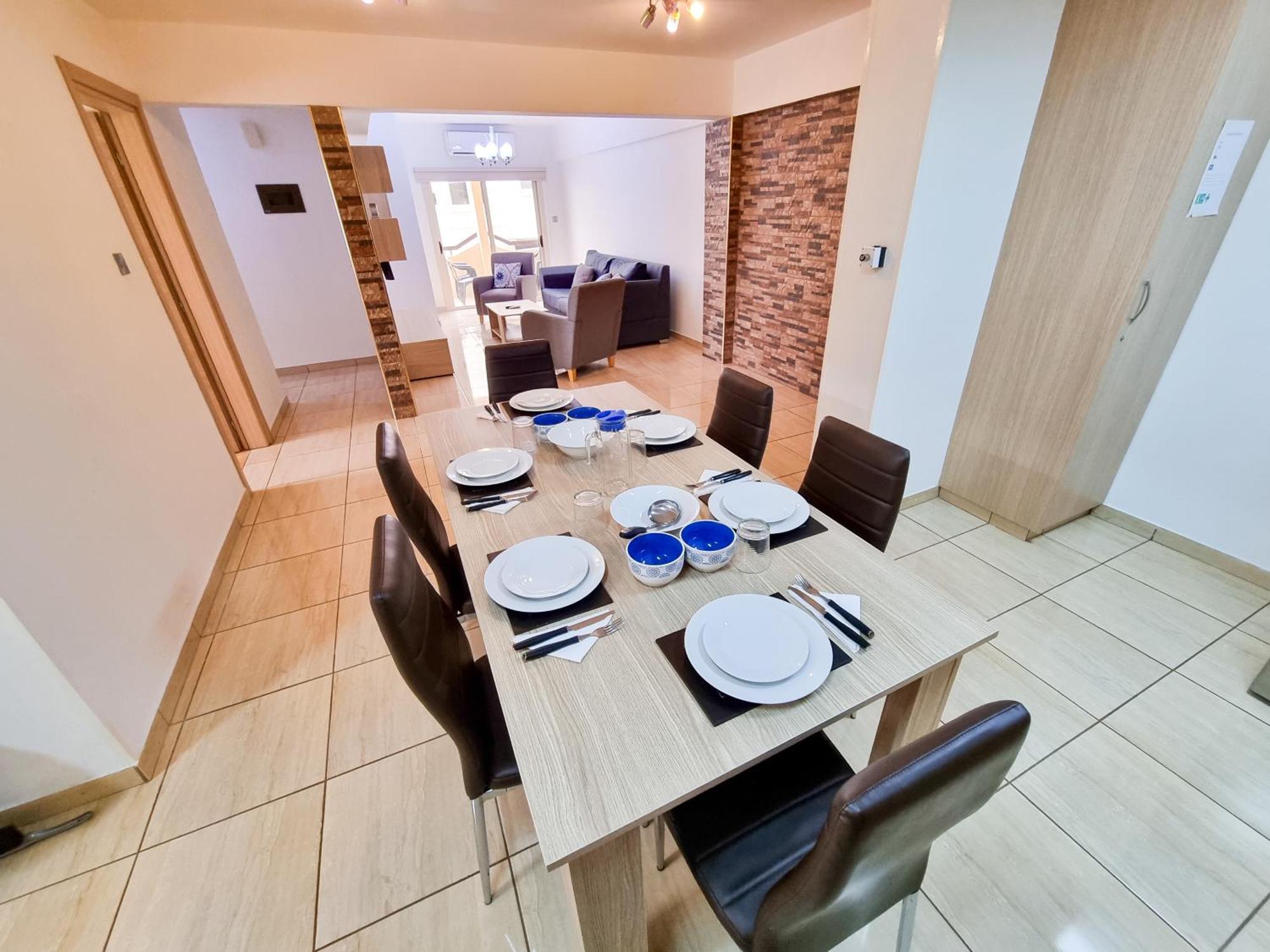 Sunbay City Rooms Larnaca Exterior photo