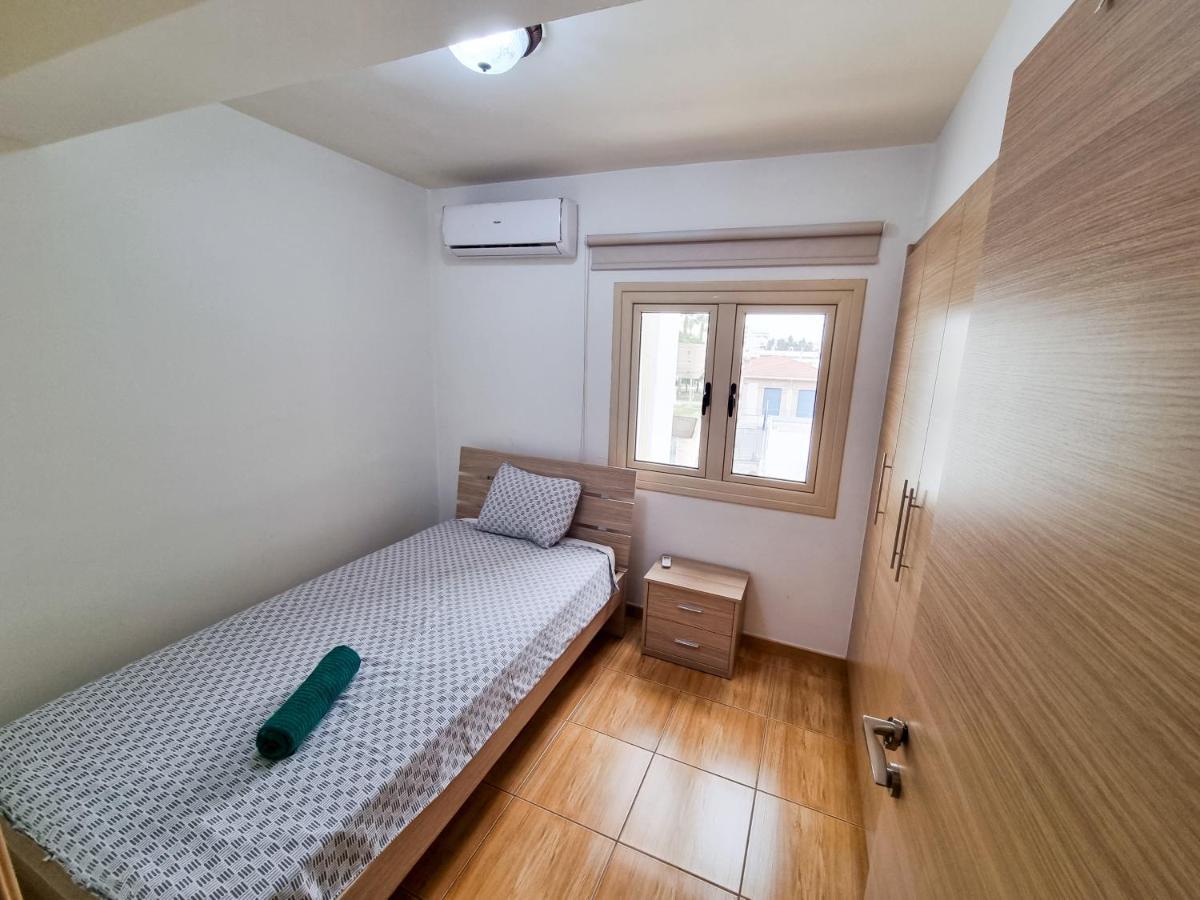 Sunbay City Rooms Larnaca Exterior photo